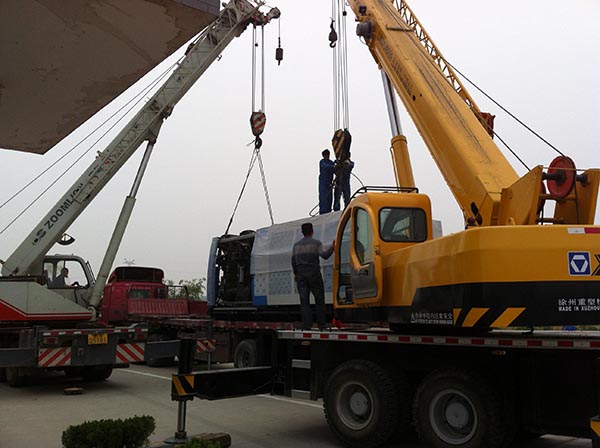 青島設備搬遷案例之設備集裝箱運輸